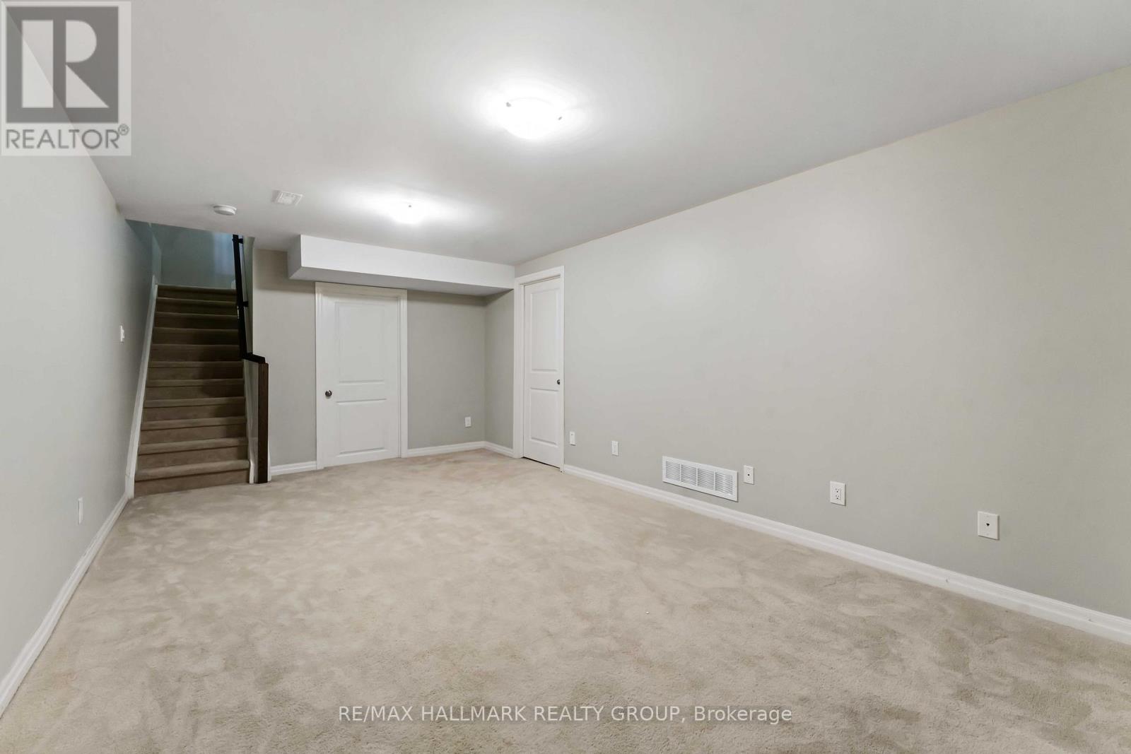 900 Littlerock Street, Ottawa, Ontario  K1T 0N2 - Photo 26 - X12975864