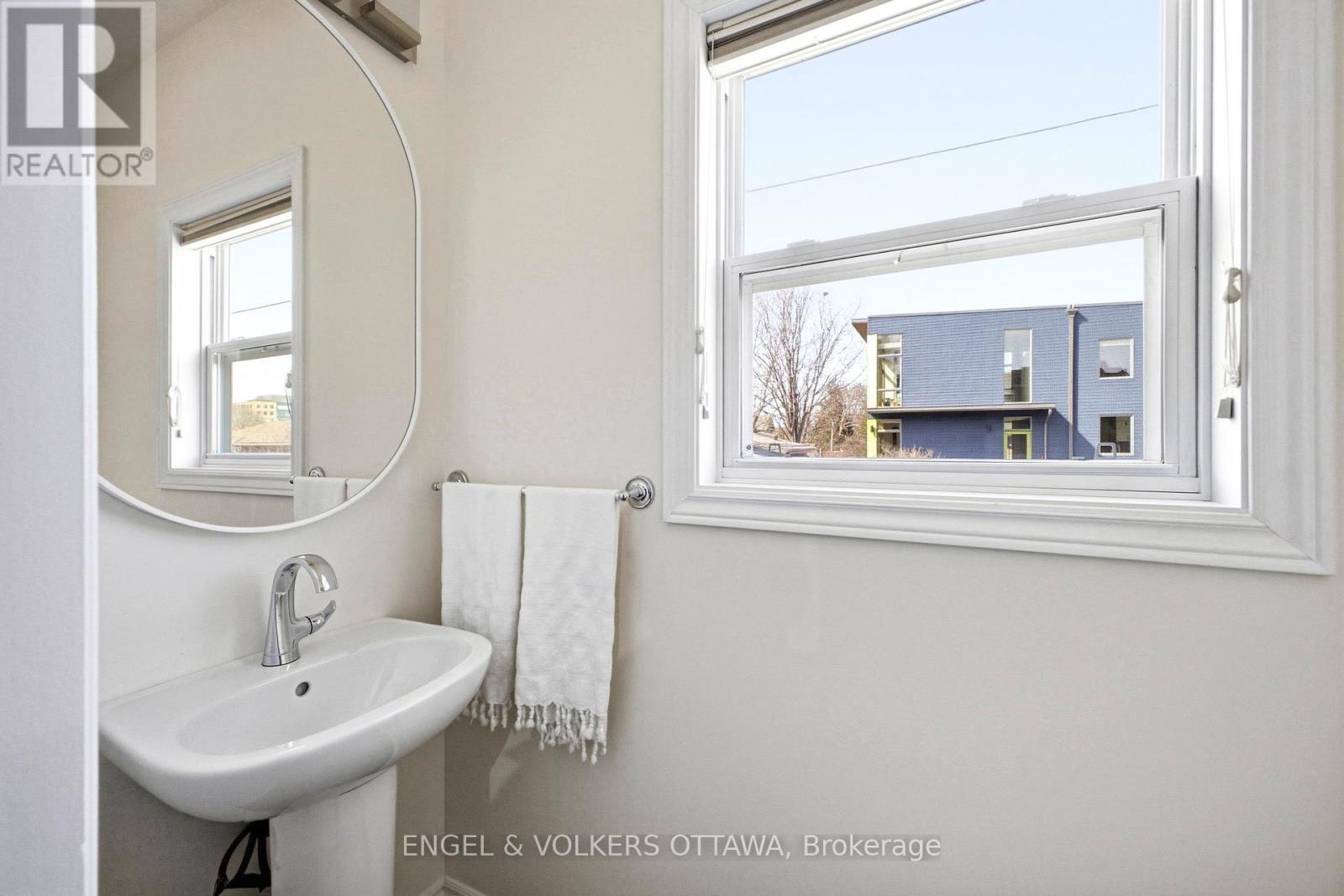 72 Smirle Avenue, Ottawa, Ontario  K1Y 0S3 - Photo 17 - X12975896