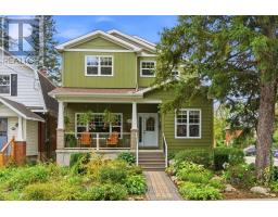 72 SMIRLE AVENUE, Ottawa, Ontario