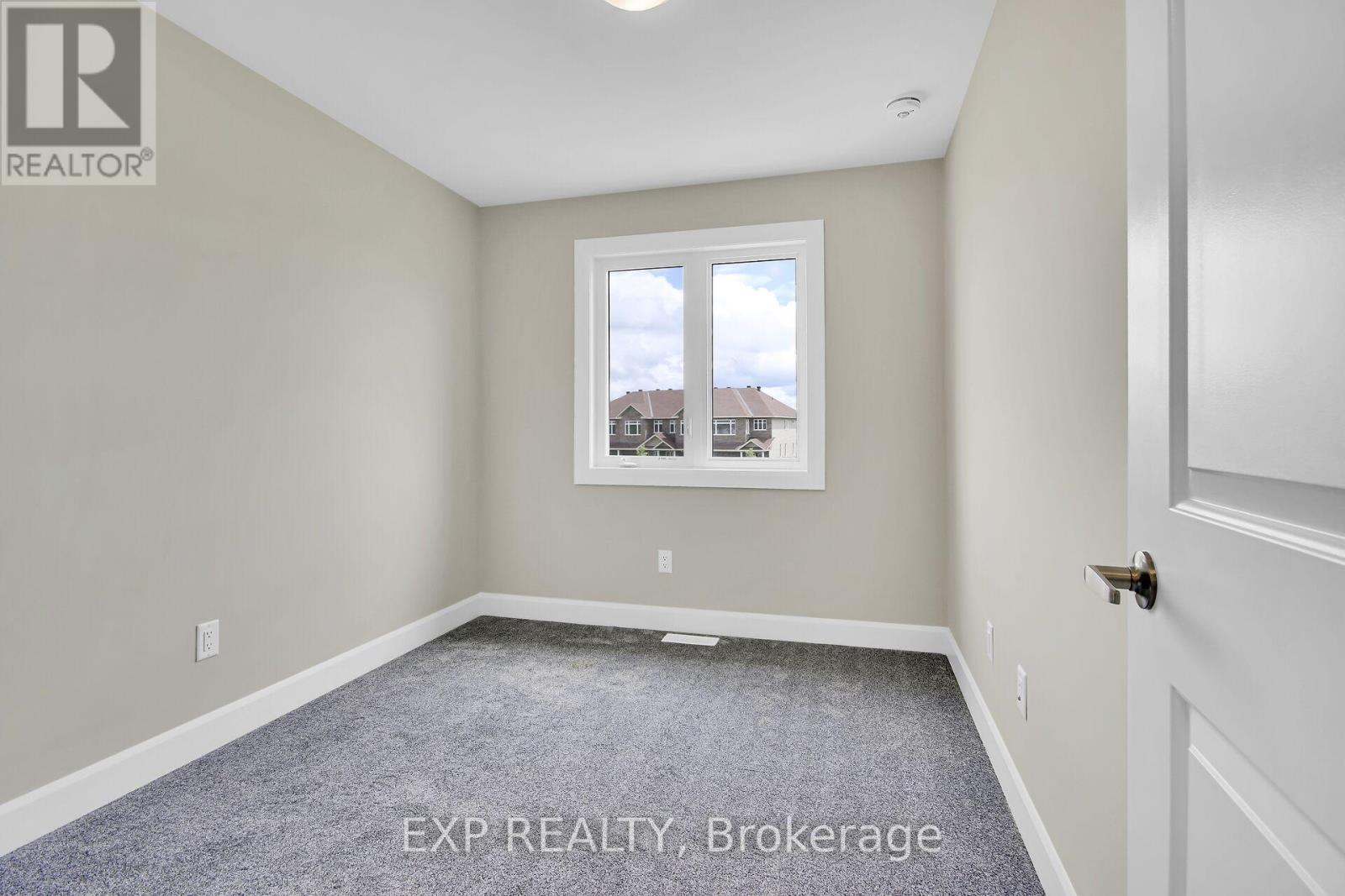 18 Reynolds Avenue, Carleton Place, Ontario  K7C 0C4 - Photo 11 - X12975942