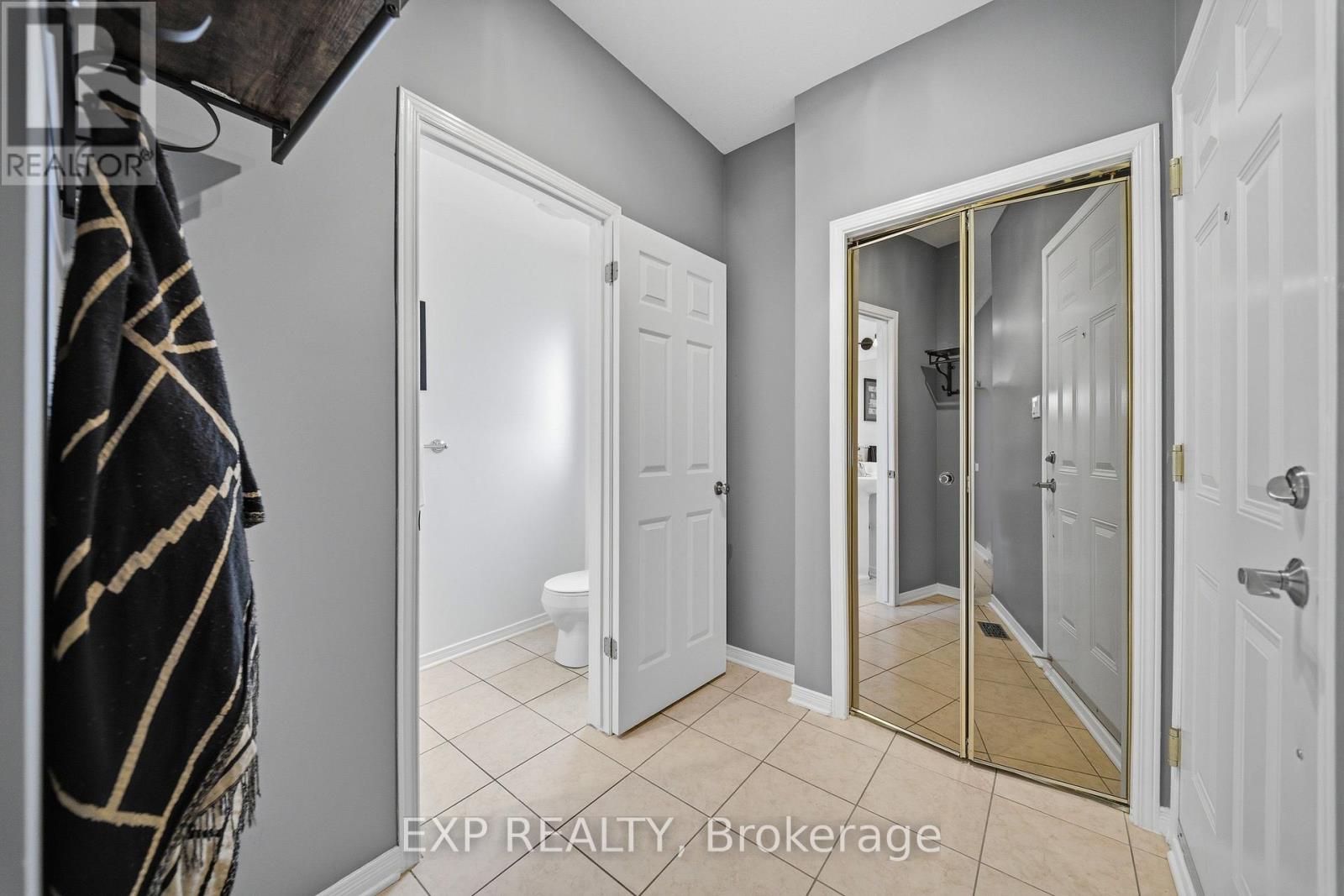 300 London Terrace, Ottawa, Ontario  K1K 2W2 - Photo 12 - X12975990