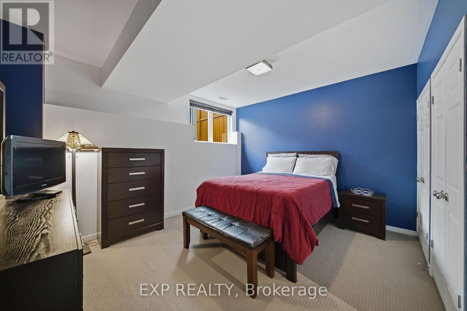 300 London Terrace, Ottawa, Ontario  K1K 2W2 - Photo 14 - X12975990