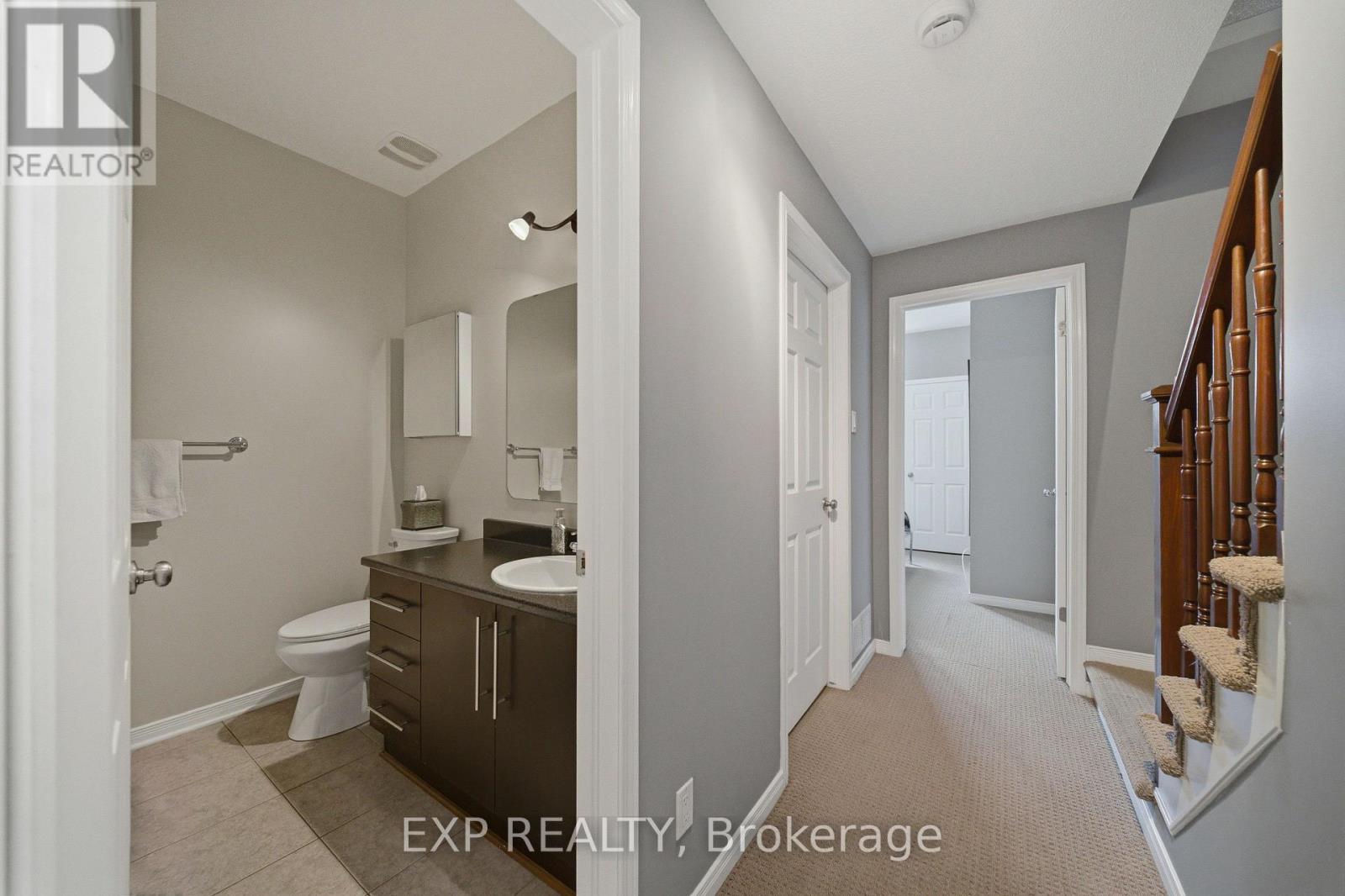 300 London Terrace, Ottawa, Ontario  K1K 2W2 - Photo 18 - X12975990