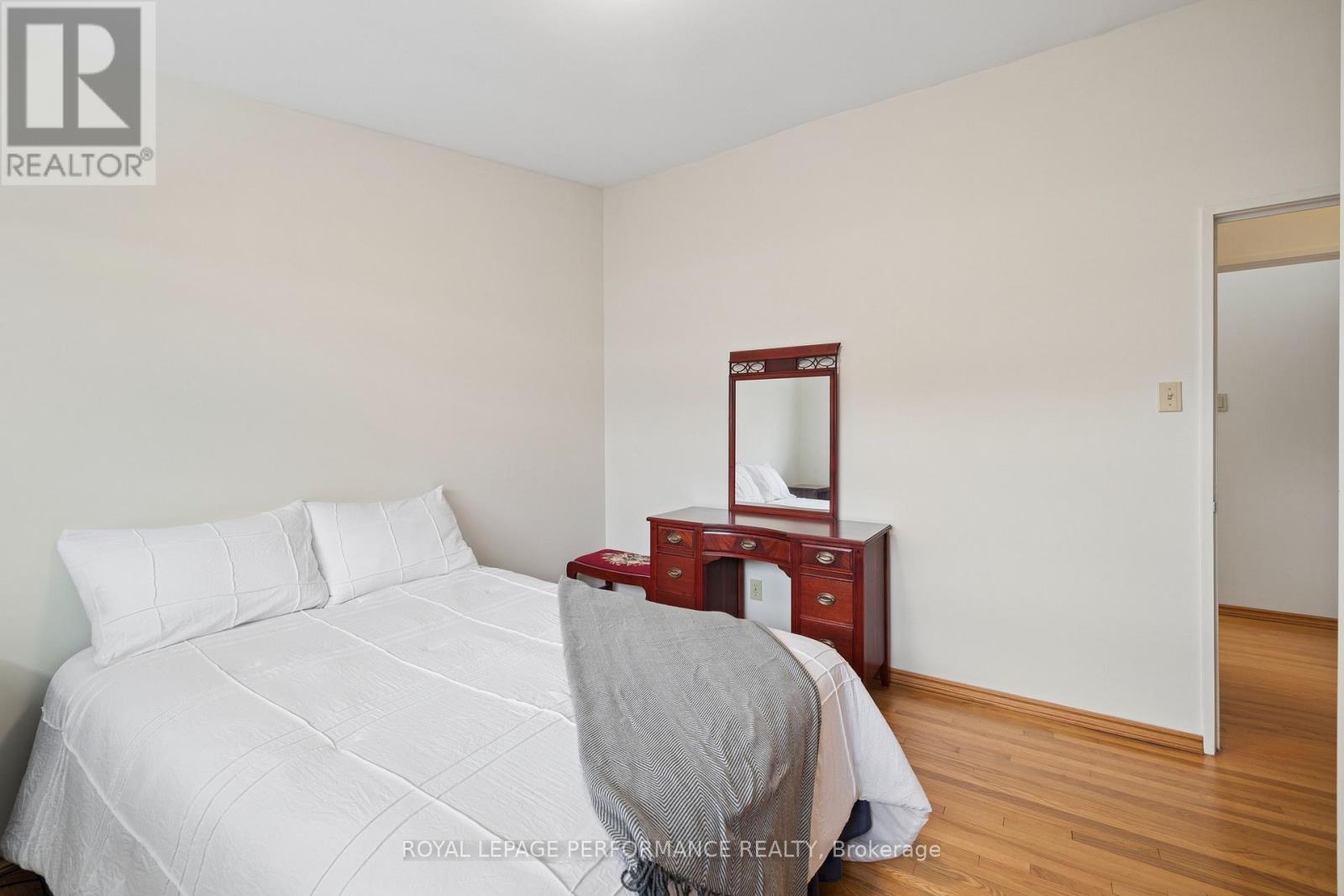 1989 Michigan Avenue, Ottawa, Ontario  K1H 6Y1 - Photo 20 - X12976008