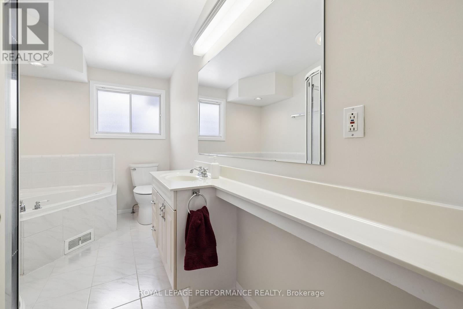 1989 Michigan Avenue, Ottawa, Ontario  K1H 6Y1 - Photo 25 - X12976008