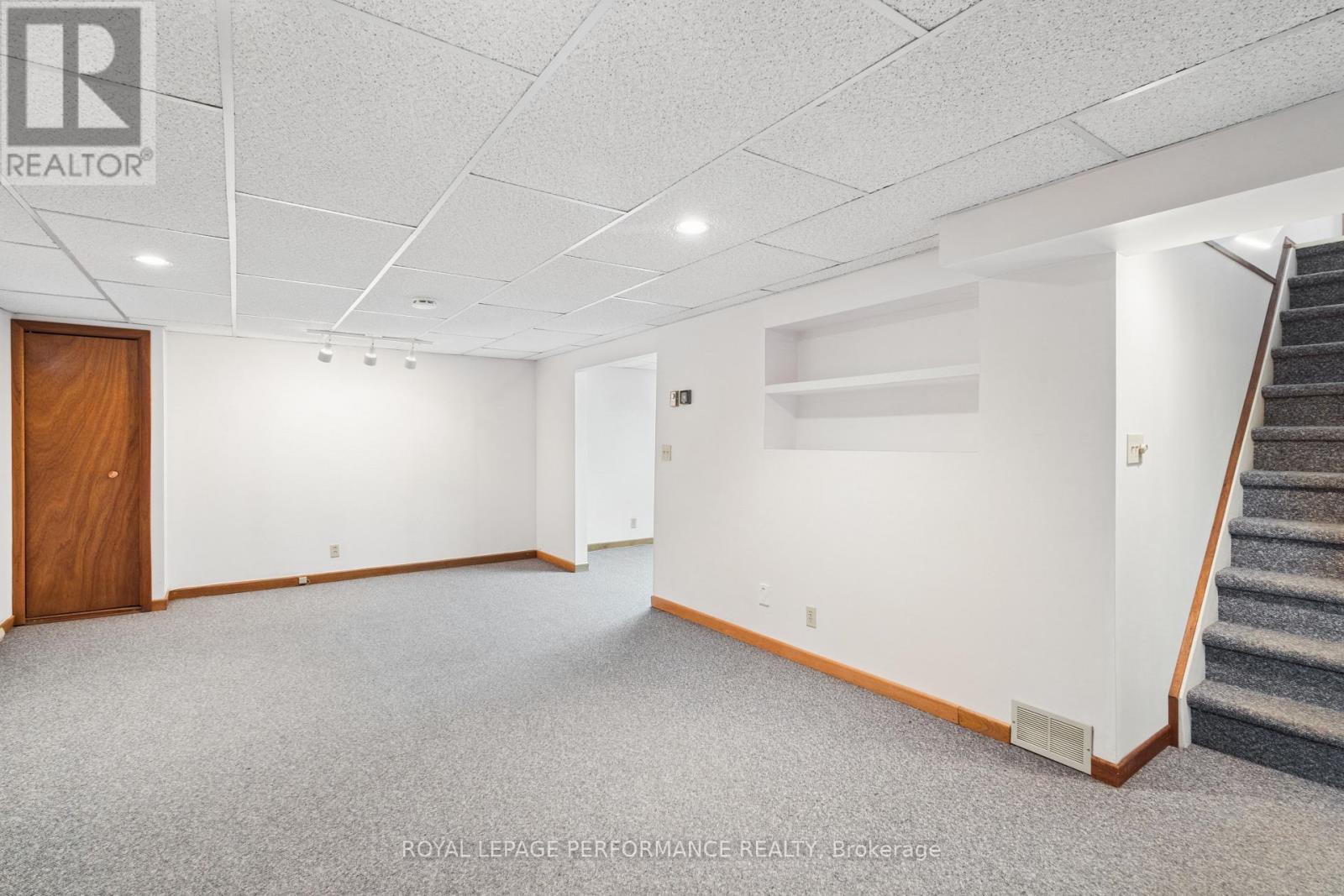 1989 Michigan Avenue, Ottawa, Ontario  K1H 6Y1 - Photo 28 - X12976008