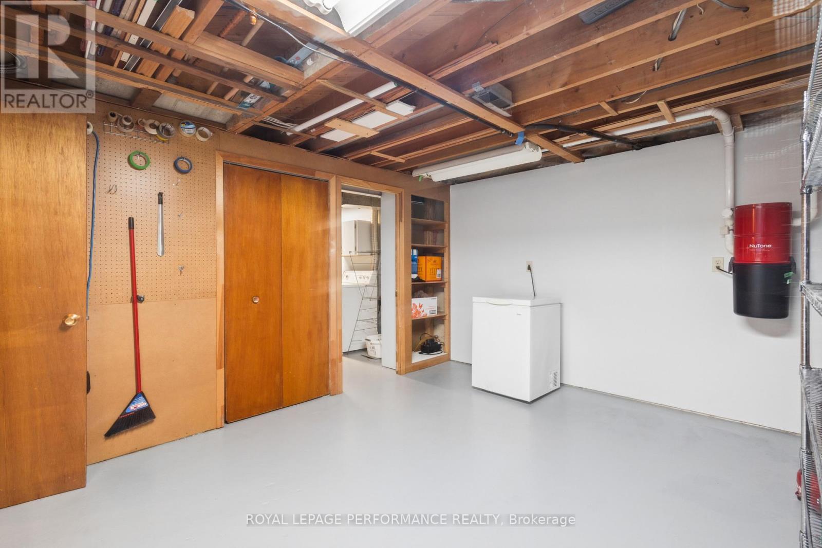 1989 Michigan Avenue, Ottawa, Ontario  K1H 6Y1 - Photo 37 - X12976008