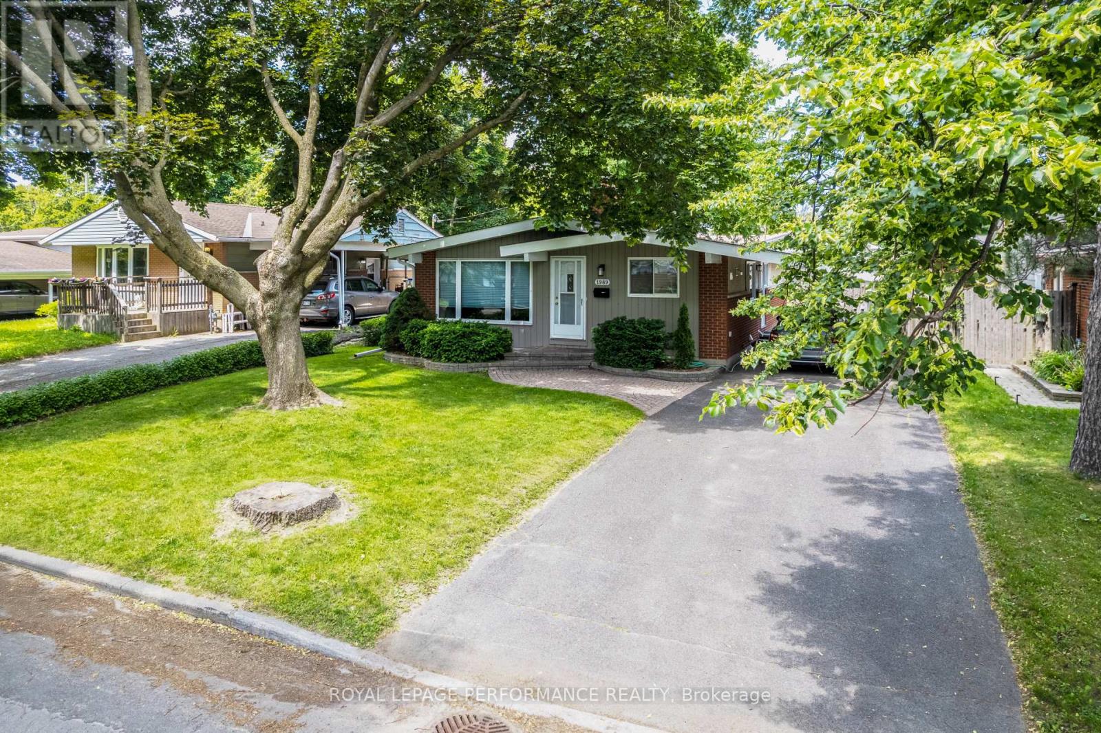 1989 Michigan Avenue, Ottawa, Ontario  K1H 6Y1 - Photo 49 - X12976008