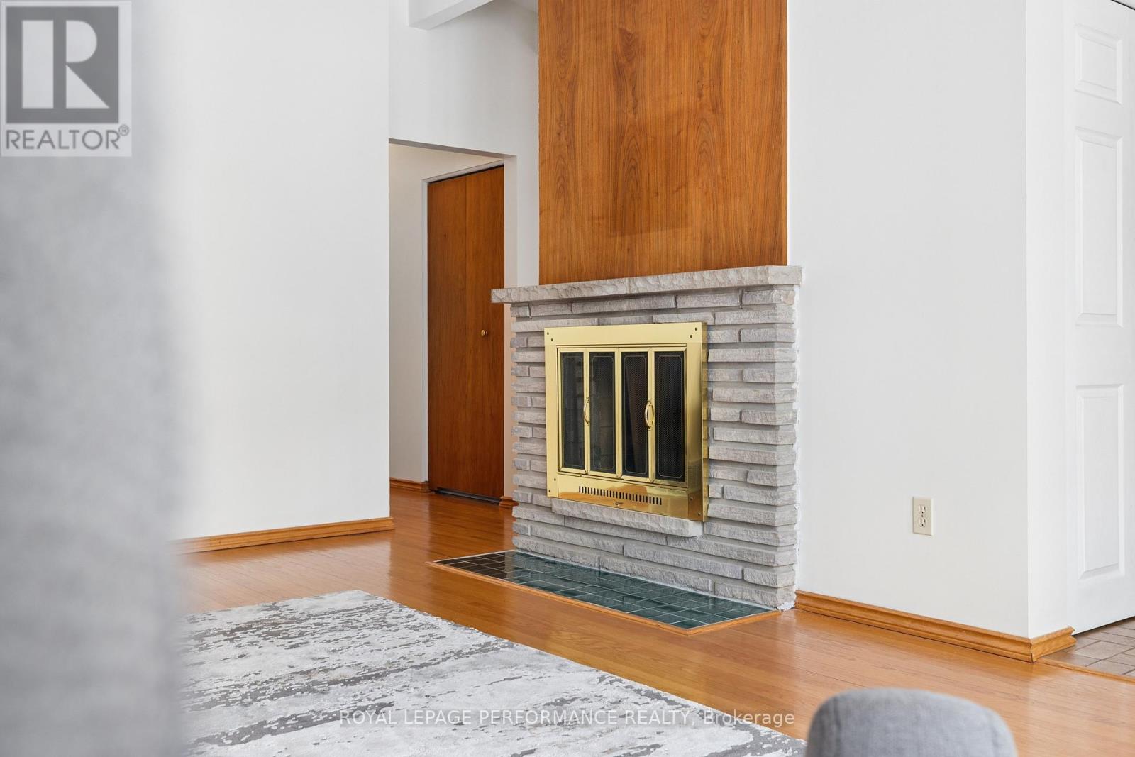 1989 Michigan Avenue, Ottawa, Ontario  K1H 6Y1 - Photo 8 - X12976008