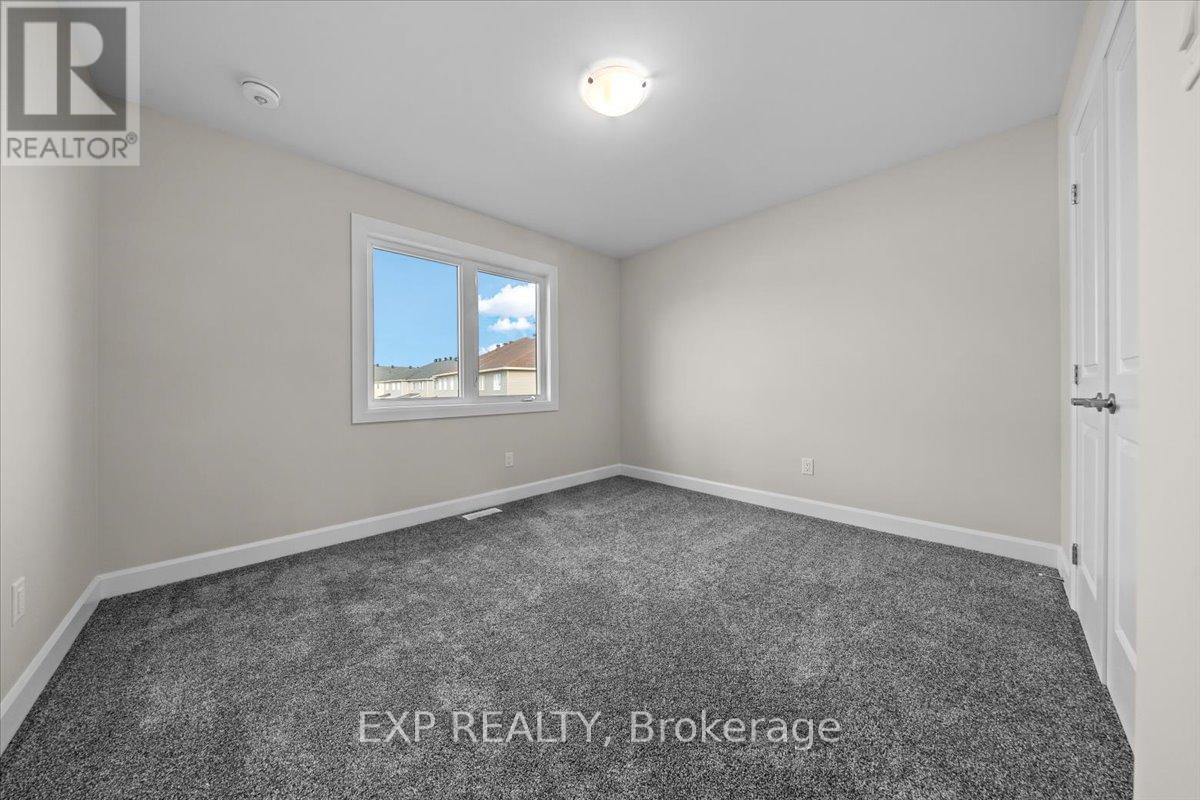 70 Eastwood Drive, Carleton Place, Ontario  K7C 0C4 - Photo 33 - X12976046