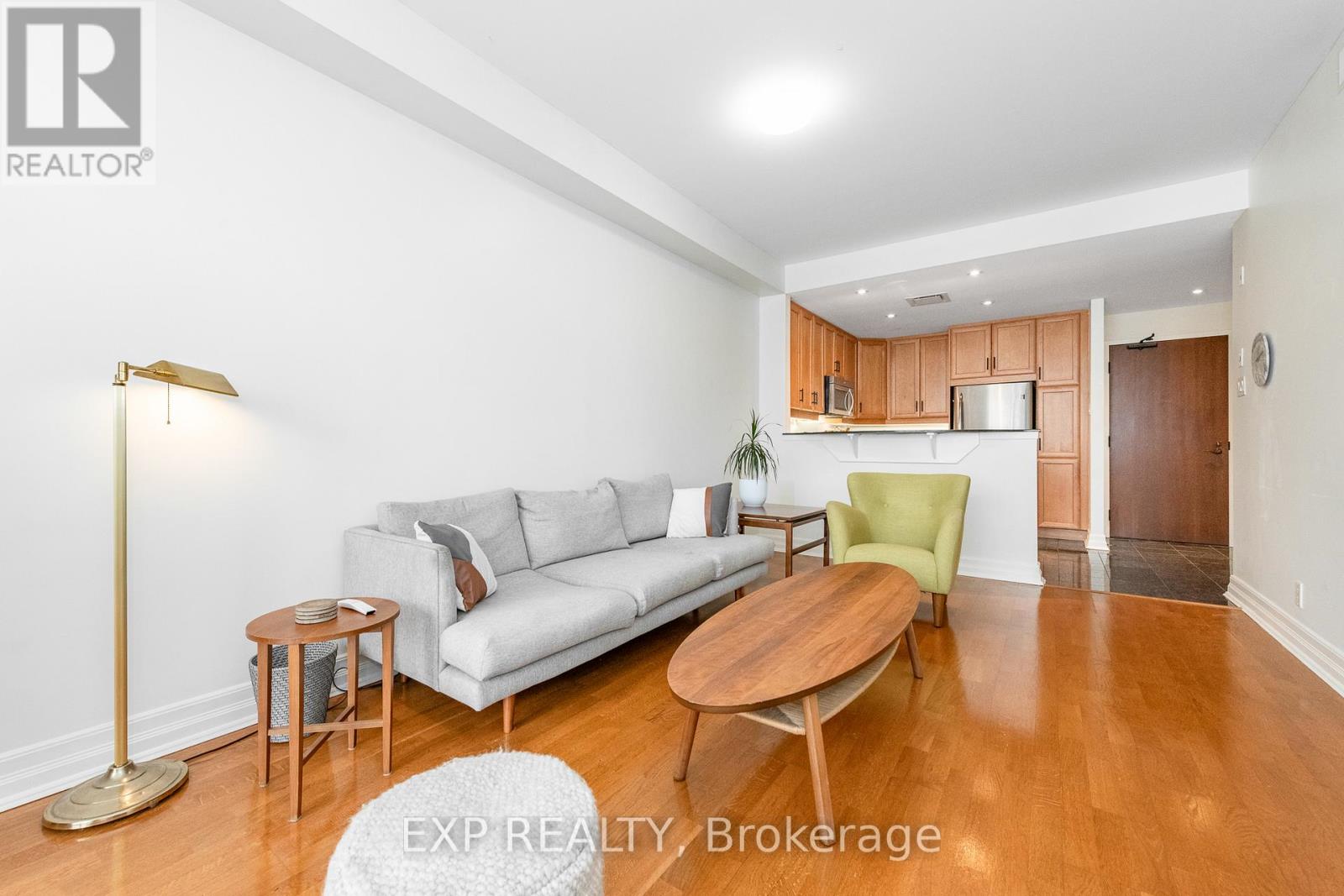 312 - 320 Mcleod Street, Ottawa, Ontario  K2P 1A3 - Photo 18 - X12976068