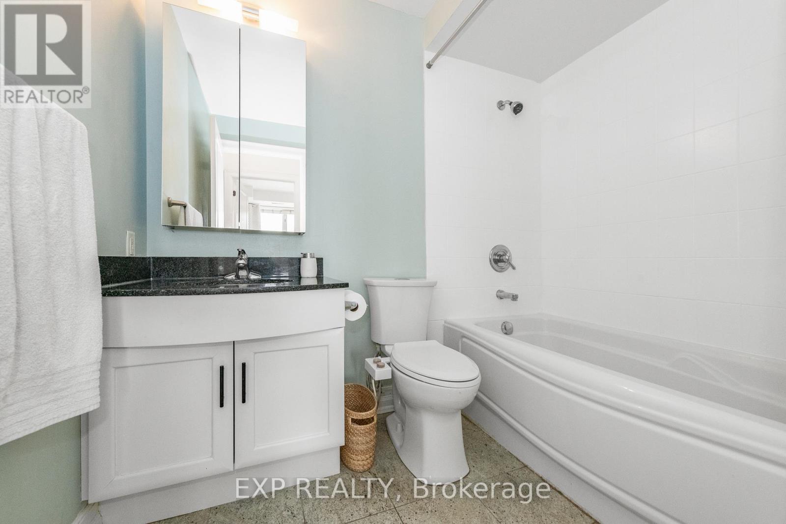 312 - 320 Mcleod Street, Ottawa, Ontario  K2P 1A3 - Photo 22 - X12976068