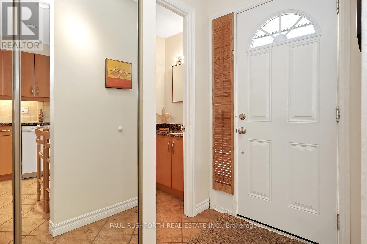 1400 Lassiter Terrace, Ottawa, Ontario  K1J 8N3 - Photo 3 - X12976080