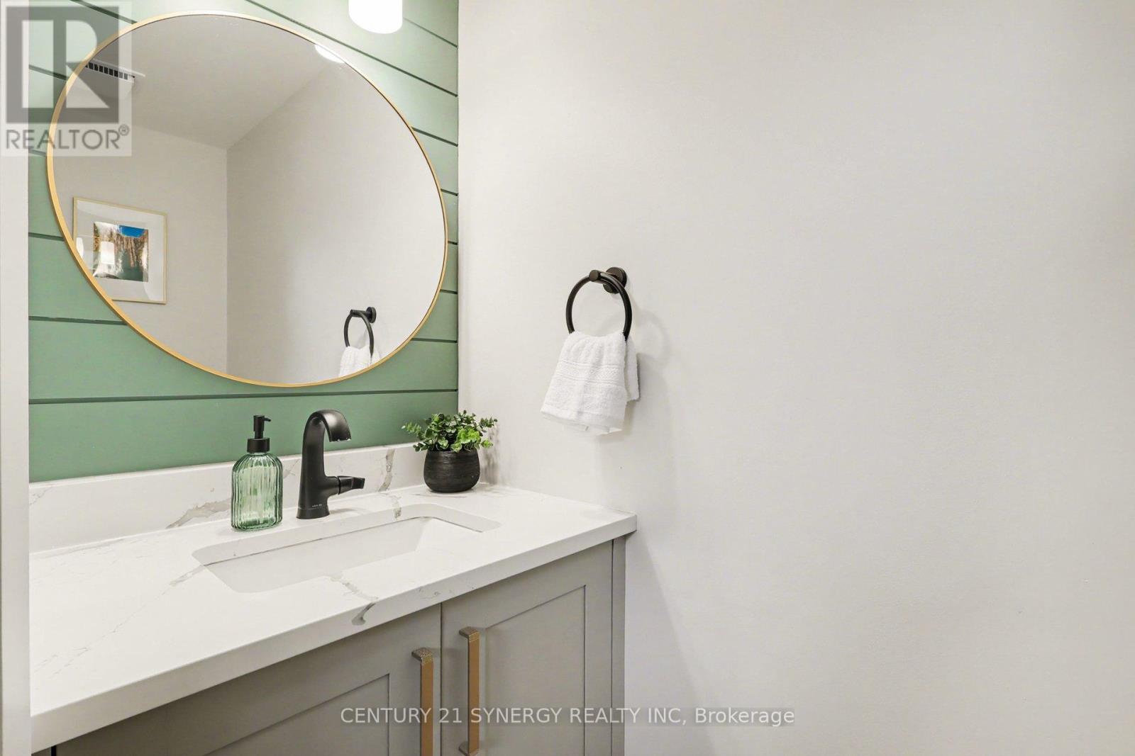 771 Vinette Crescent, Ottawa, Ontario  K1E 1X1 - Photo 15 - X12976092