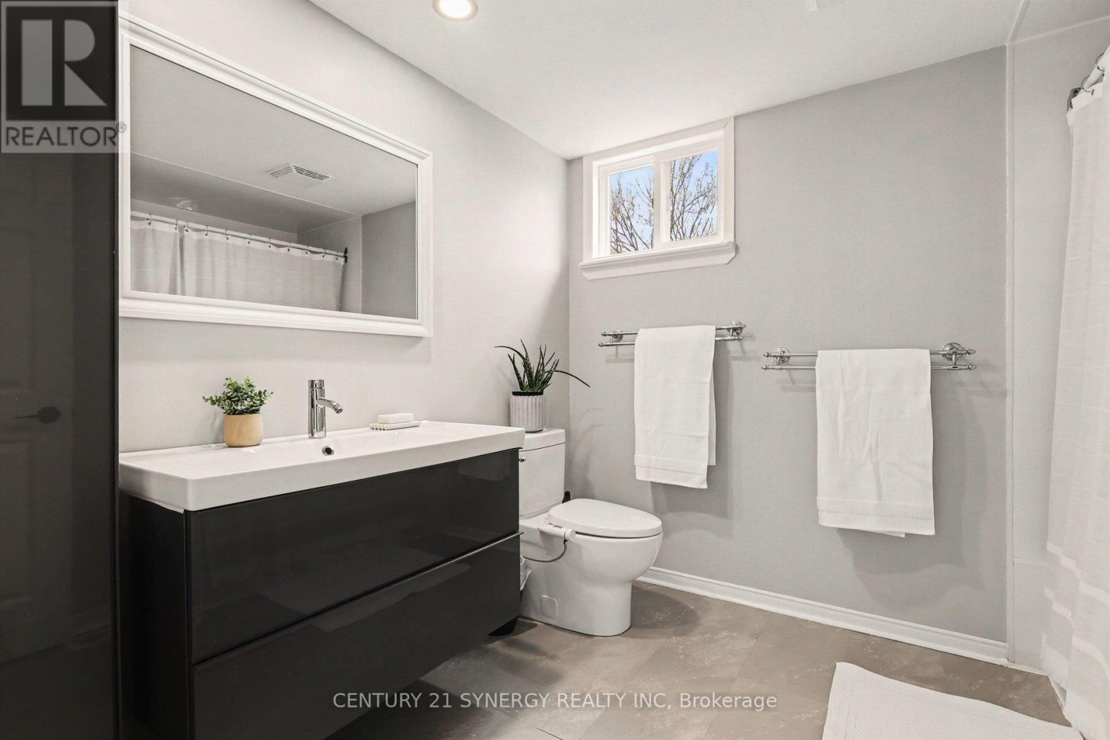 771 Vinette Crescent, Ottawa, Ontario  K1E 1X1 - Photo 20 - X12976092