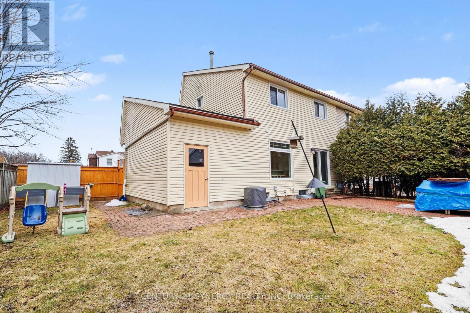 771 Vinette Crescent, Ottawa, Ontario  K1E 1X1 - Photo 30 - X12976092