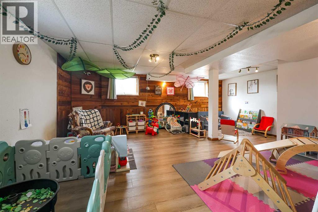 405 5 Avenue, Warner, Alberta  T0K 2L0 - Photo 29 - A2294490