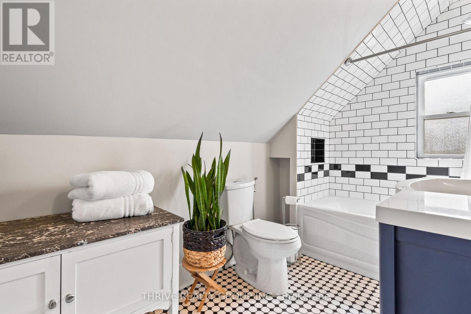 114 Wortley Road, London South (South F), Ontario  N6C 3N8 - Photo 28 - X12975946