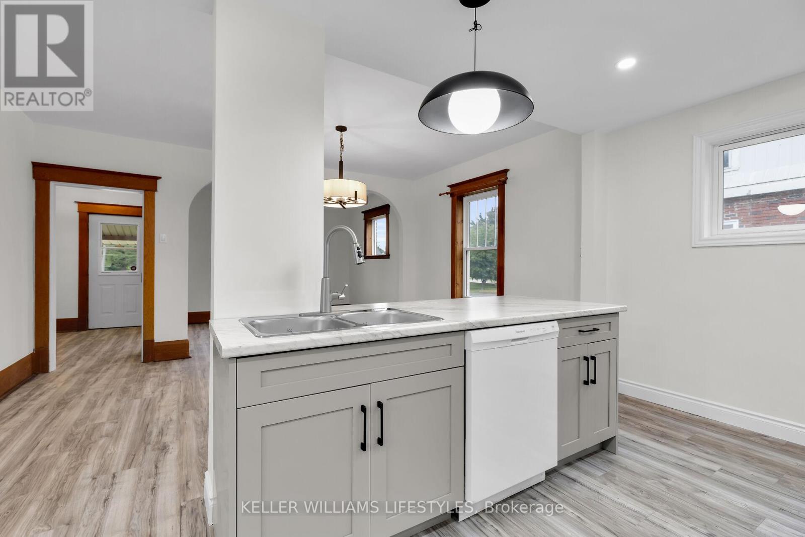 95 John Street E, South Huron, Ontario  N0M 1S0 - Photo 12 - X12975986