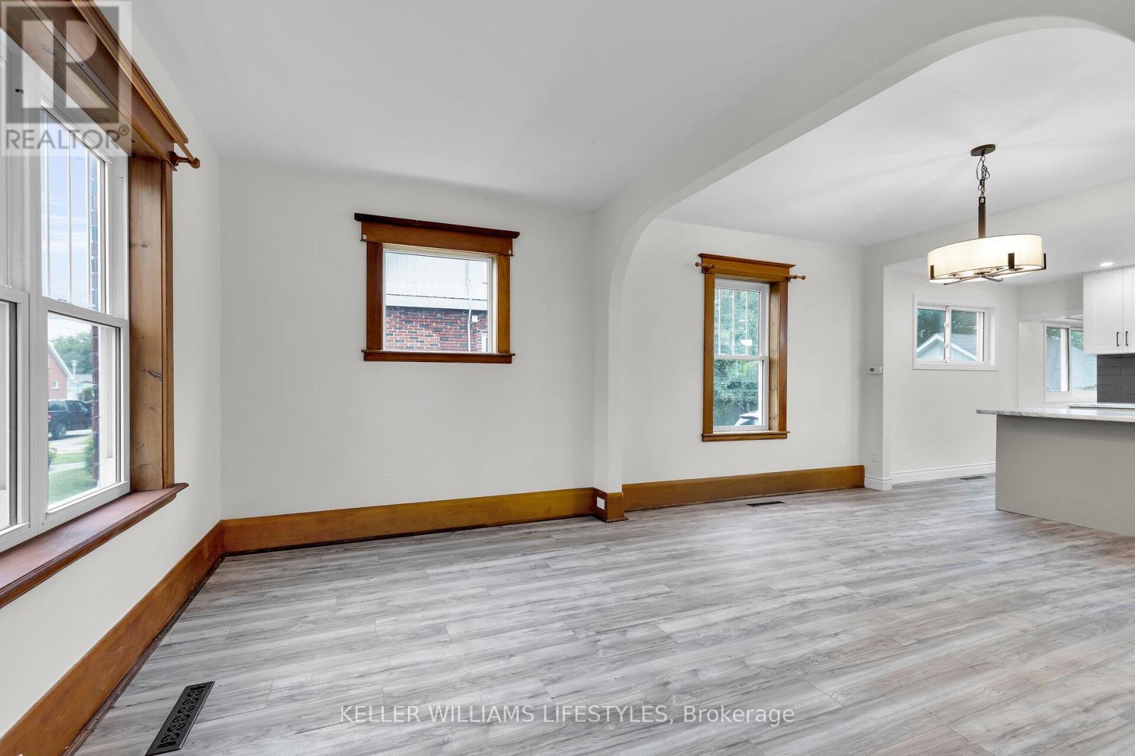 95 John Street E, South Huron, Ontario  N0M 1S0 - Photo 7 - X12975986