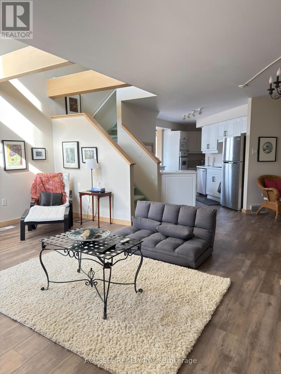 21 - 374 Edith Cavell Boulevard, Central Elgin, Ontario  N5L 1E5 - Photo 4 - X12976024