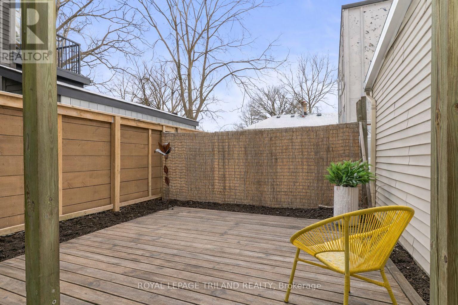 114 Elmwood Avenue E, London South (South F), Ontario  N6C 1J5 - Photo 17 - X12976102