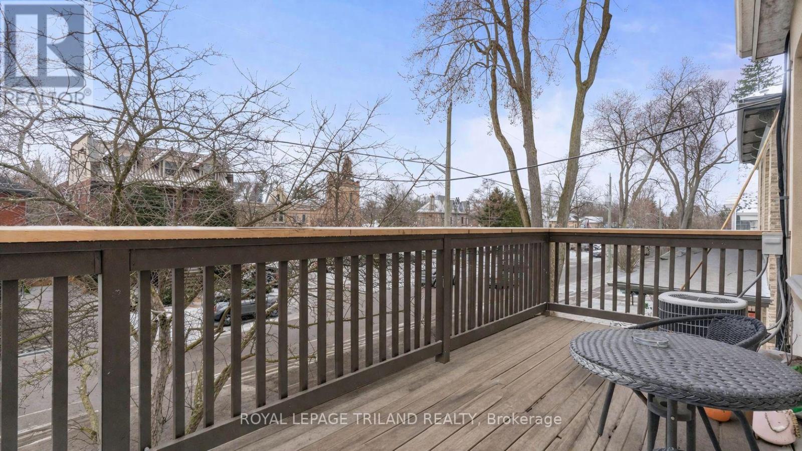 114 Elmwood Avenue E, London South (South F), Ontario  N6C 1J5 - Photo 24 - X12976102