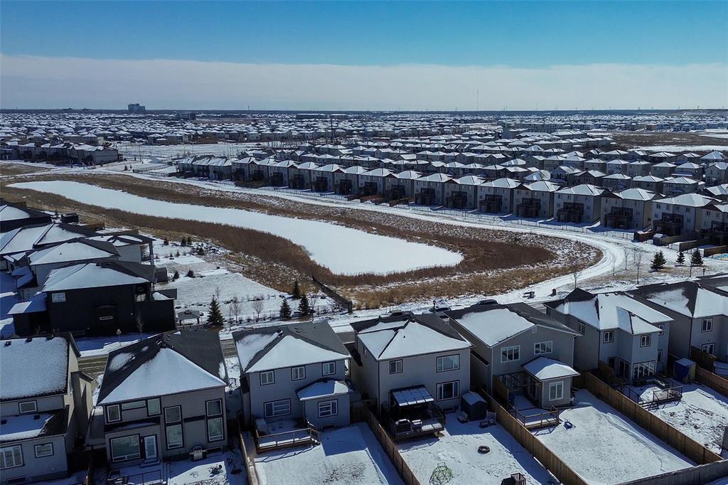 200 Windflower Road, Winnipeg, Manitoba  R3Y 0X7 - Photo 46 - 202606629