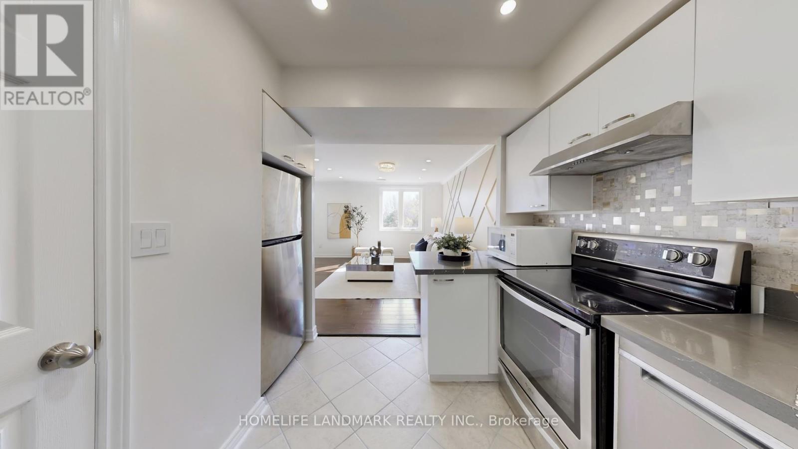 614 - 75 Weldrick Road E, Richmond Hill, Ontario  L4C 0H9 - Photo 18 - N12968796