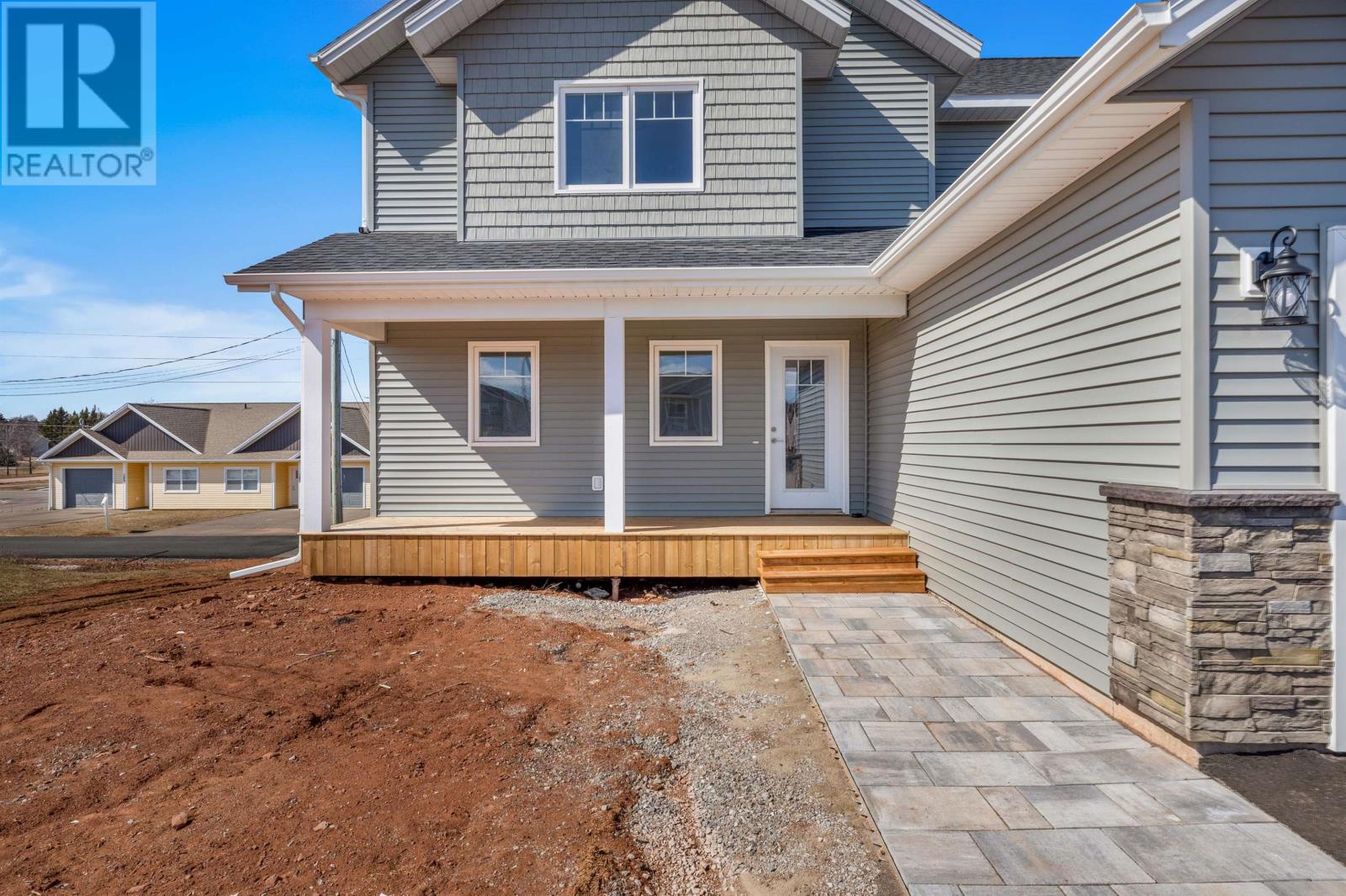 137 Oak Drive, Charlottetown, Prince Edward Island  C1A 6T4 - Photo 3 - 202606789