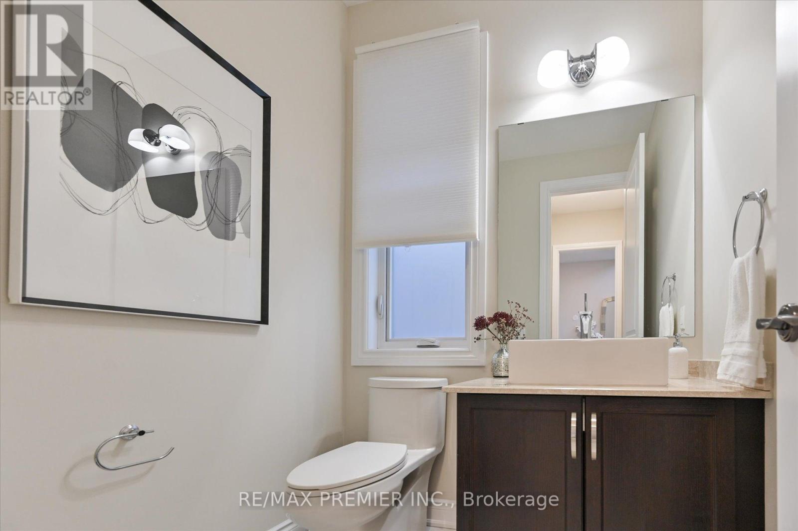 126 Burns Boulevard, King, Ontario  L7B 0M2 - Photo 18 - N12975636