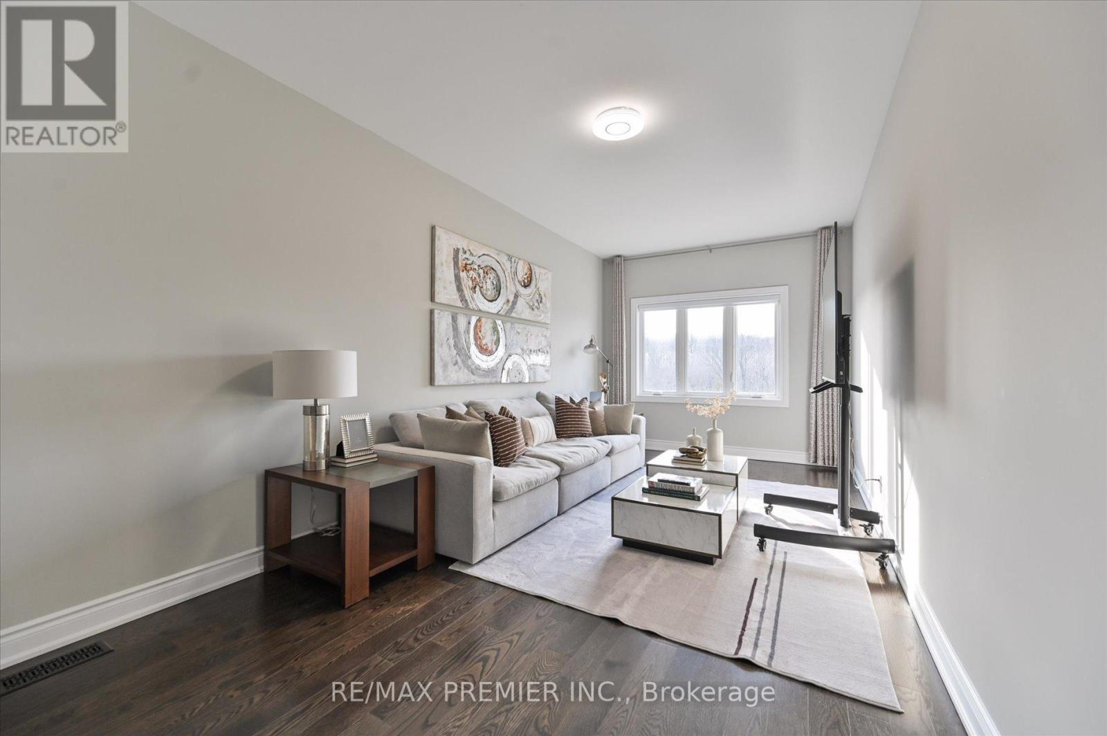 126 Burns Boulevard, King, Ontario  L7B 0M2 - Photo 27 - N12975636