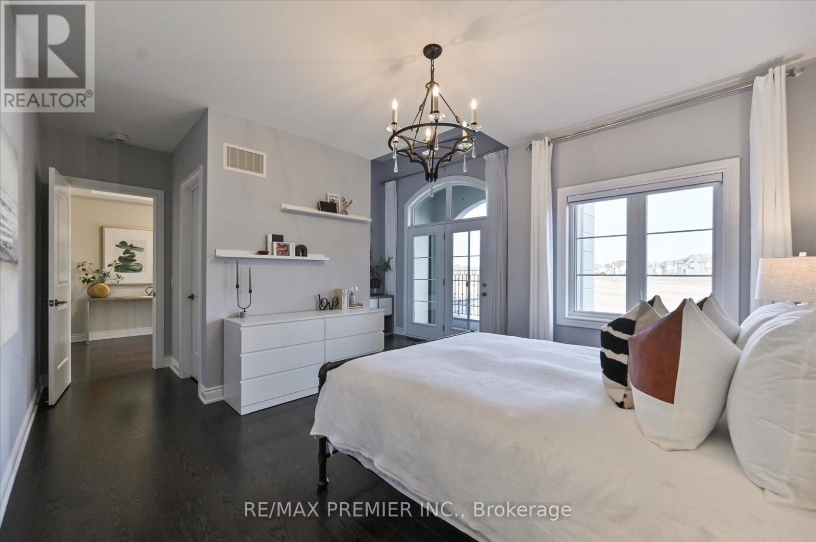 126 Burns Boulevard, King, Ontario  L7B 0M2 - Photo 30 - N12975636