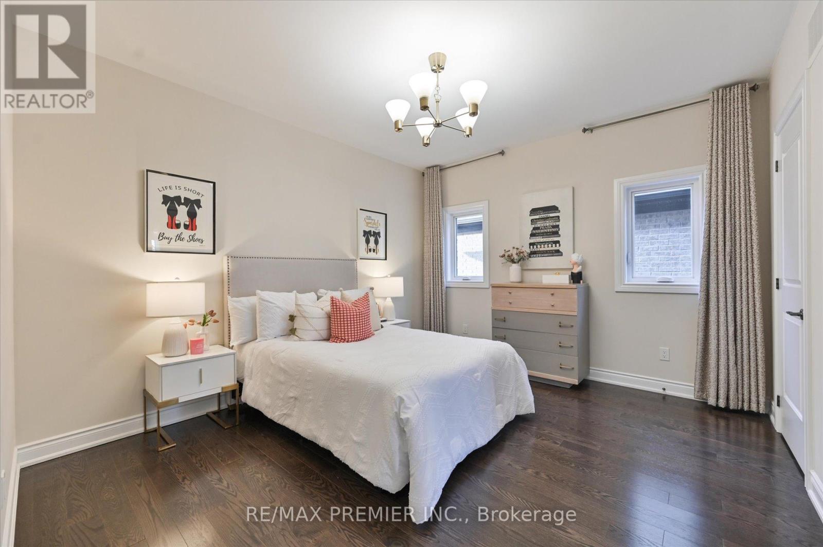 126 Burns Boulevard, King, Ontario  L7B 0M2 - Photo 35 - N12975636