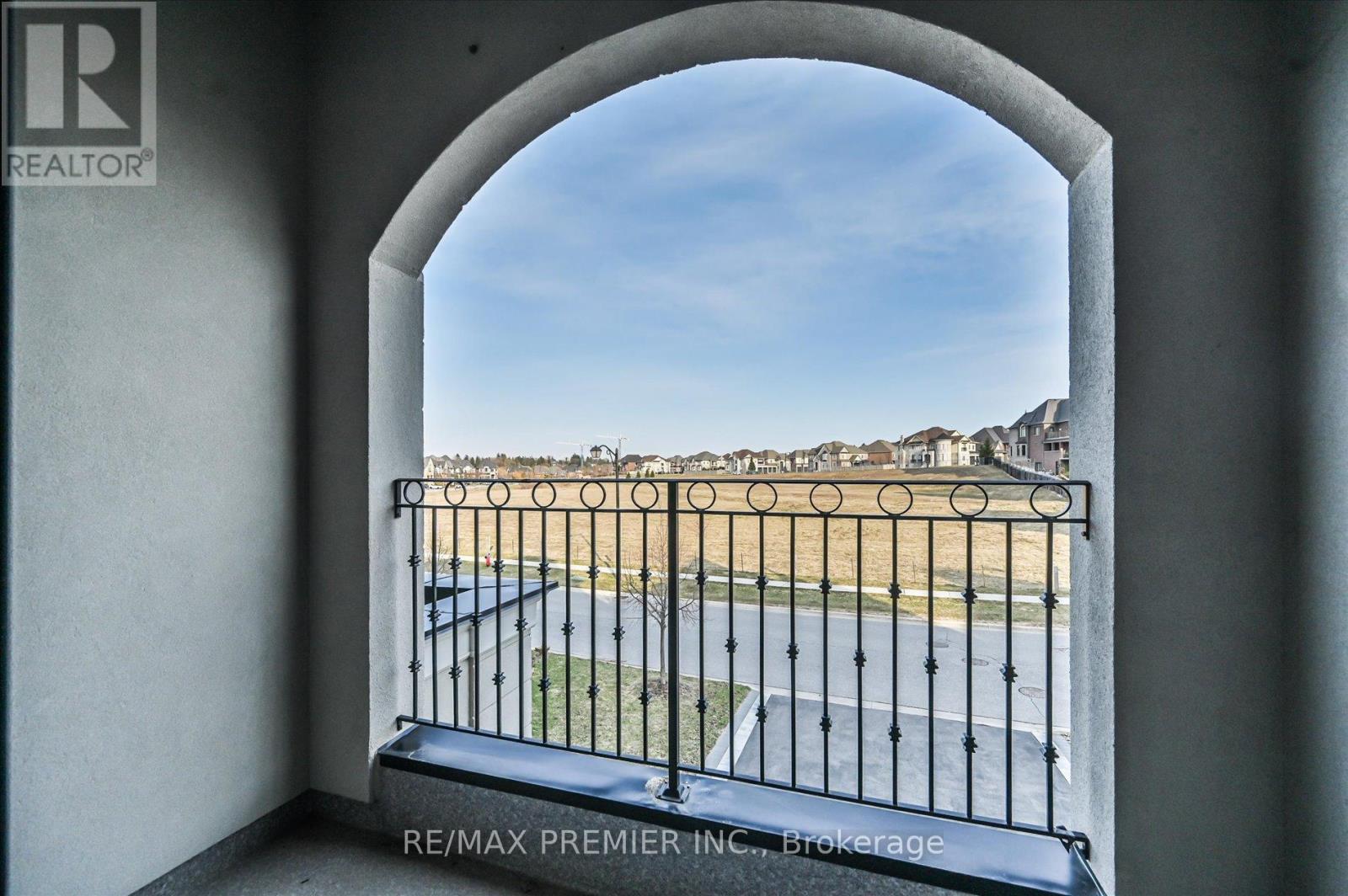 126 Burns Boulevard, King, Ontario  L7B 0M2 - Photo 32 - N12975636