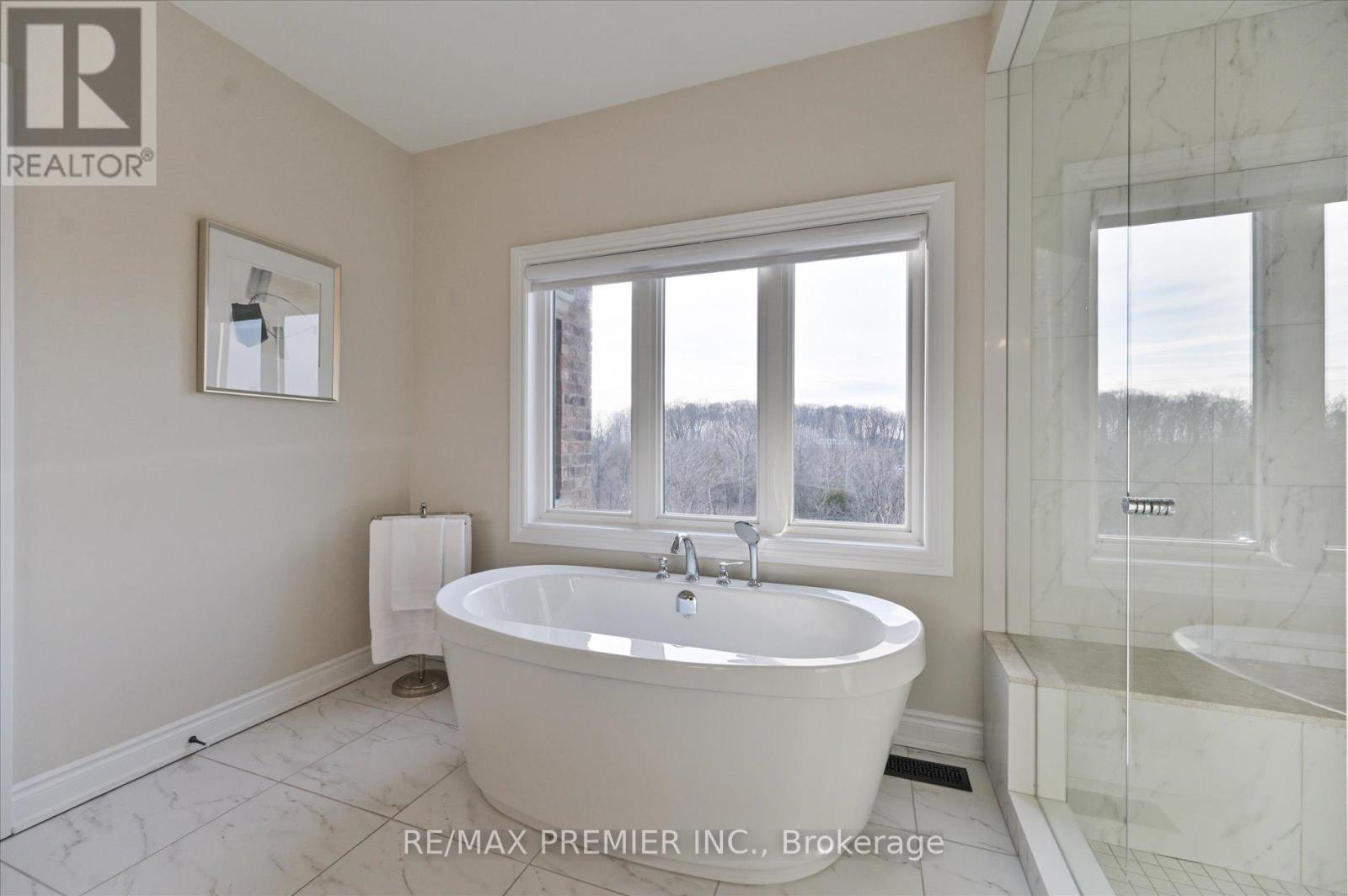 126 Burns Boulevard, King, Ontario  L7B 0M2 - Photo 26 - N12975636