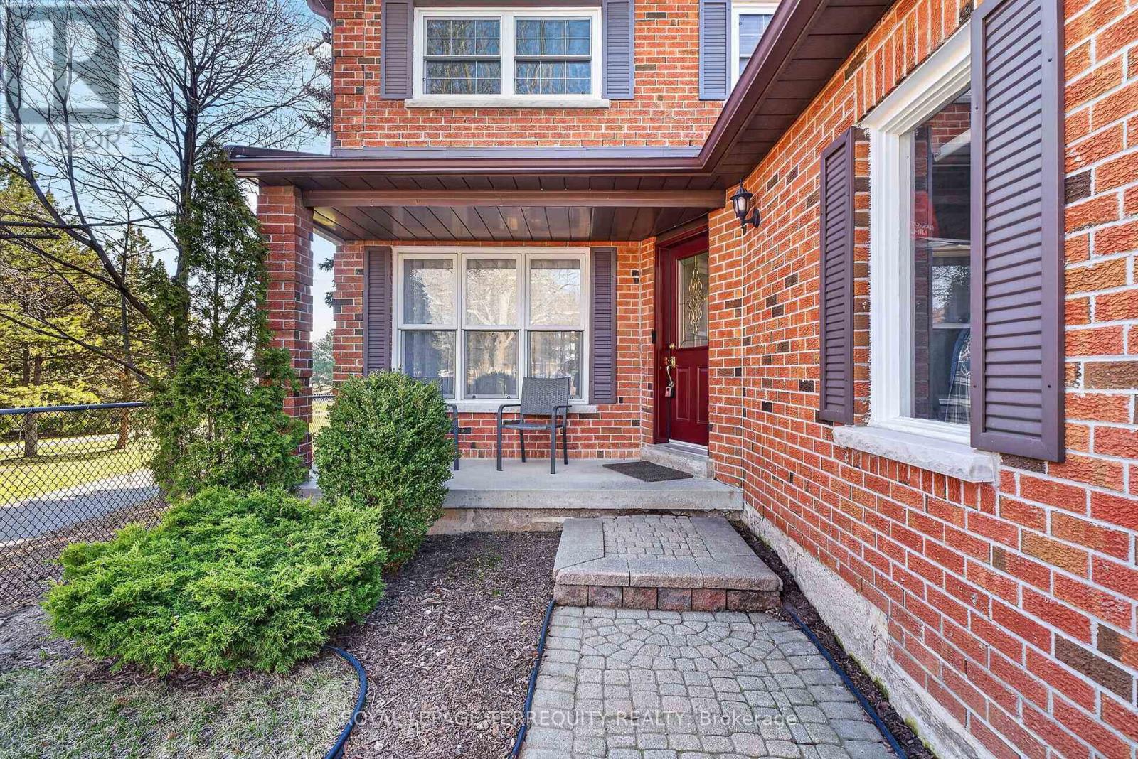 3591 Kelso Crescent, Mississauga, Ontario  L5L 4R9 - Photo 5 - W12793438