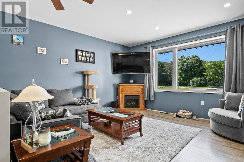 108 Dundas Street, Deseronto, Ontario  K0K 1X0 - Photo 15 - X12975966