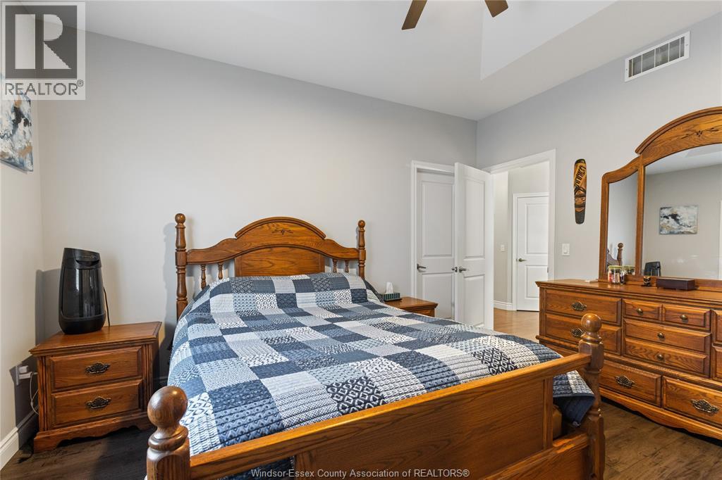 432 Rosewood Drive, Lakeshore, Ontario  N0R 1A7 - Photo 18 - 26007588