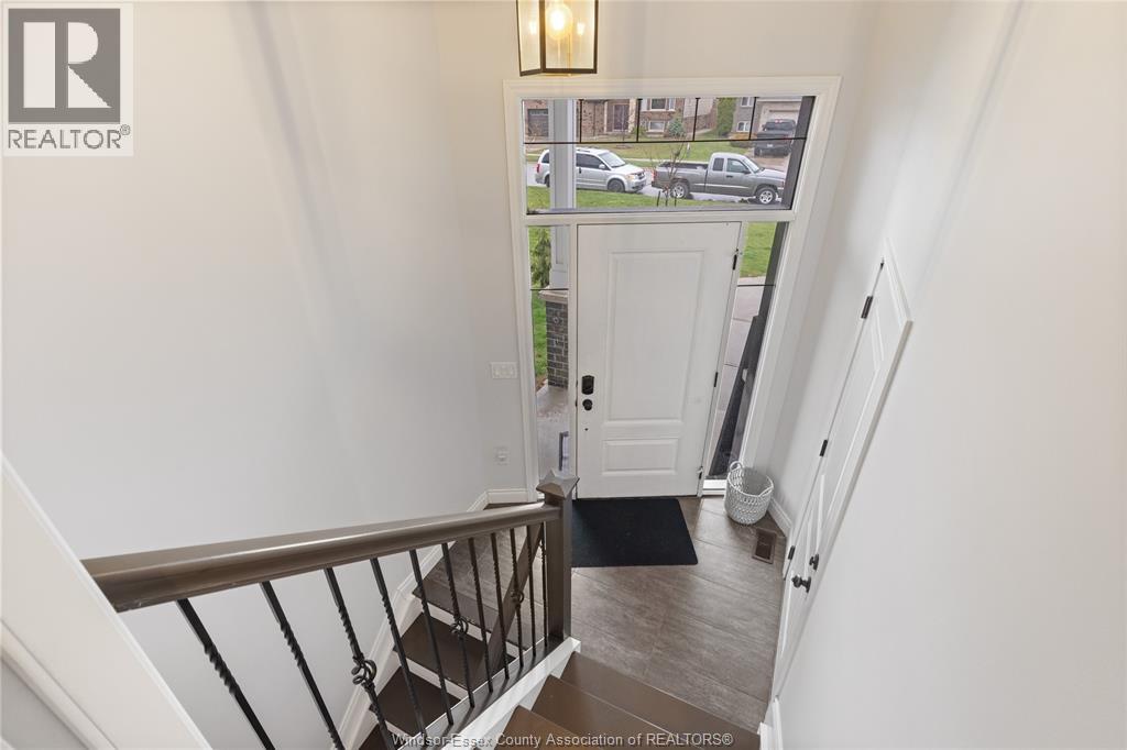 432 Rosewood Drive, Lakeshore, Ontario  N0R 1A7 - Photo 4 - 26007588