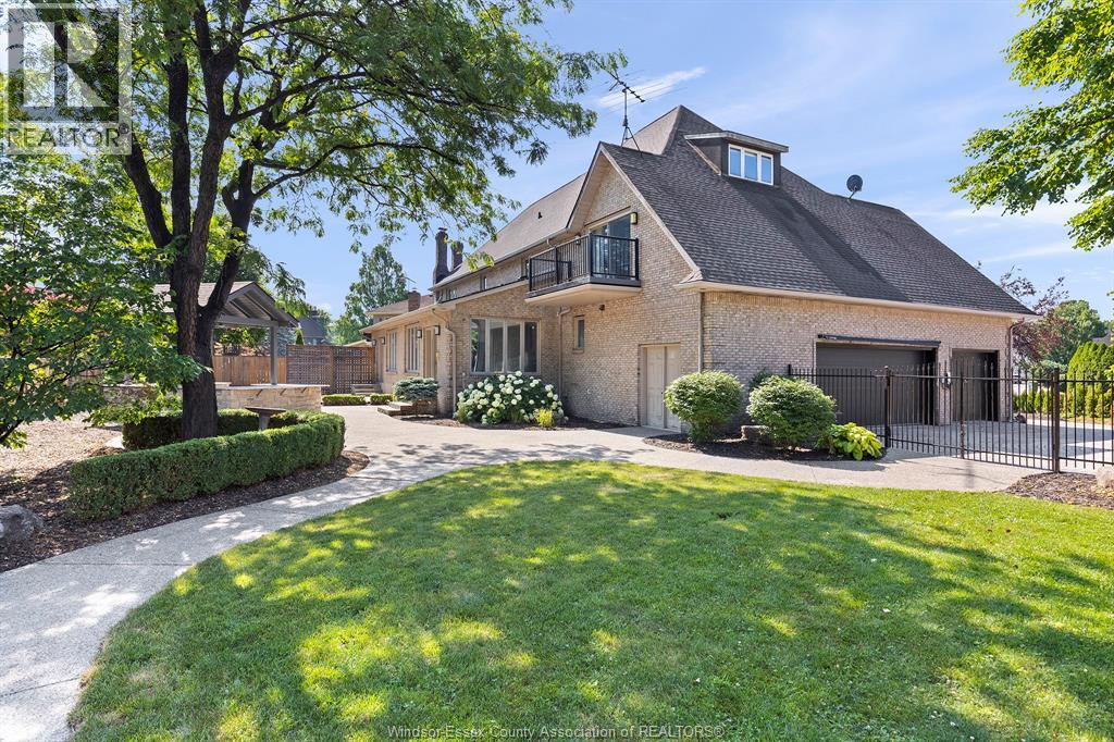 15 Fasan Crescent, Tecumseh, Ontario  N8N 4L1 - Photo 4 - 26007583