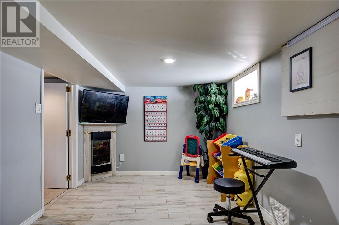 39 Dean Avenue, Sudbury, Ontario  P3C 3B8 - Photo 8 - 2127054