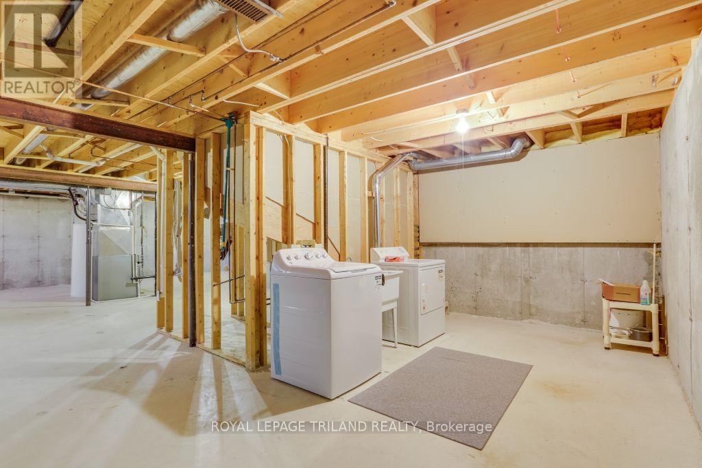 34 - 30 Doon Drive, London North (North G), Ontario  N5X 3P1 - Photo 39 - X12959148