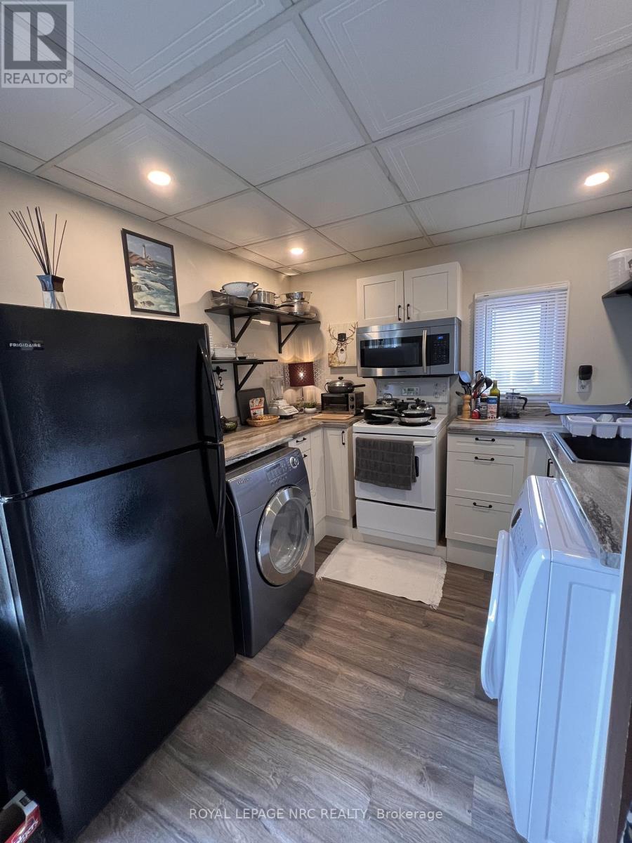 608 King Street, Port Colborne, Ontario  L3K 4H7 - Photo 21 - X12965704