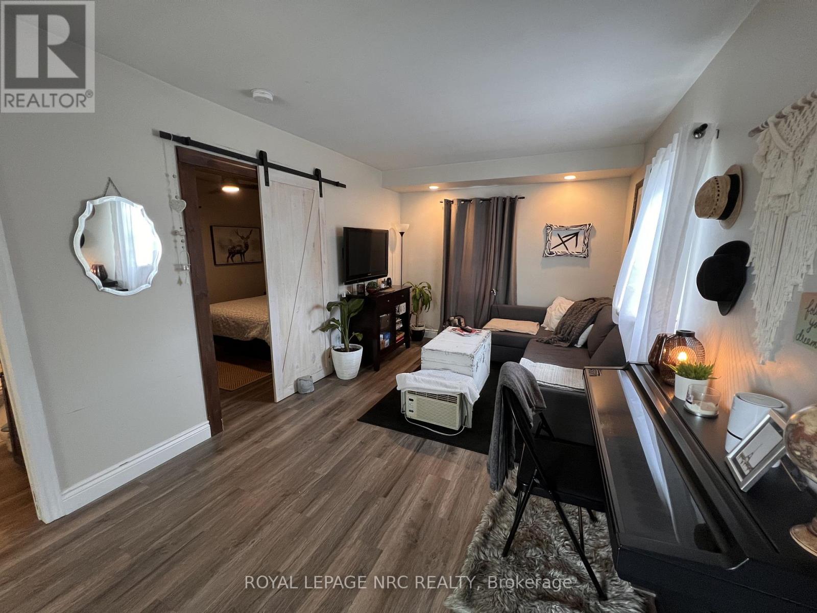 608 King Street, Port Colborne, Ontario  L3K 4H7 - Photo 19 - X12965704