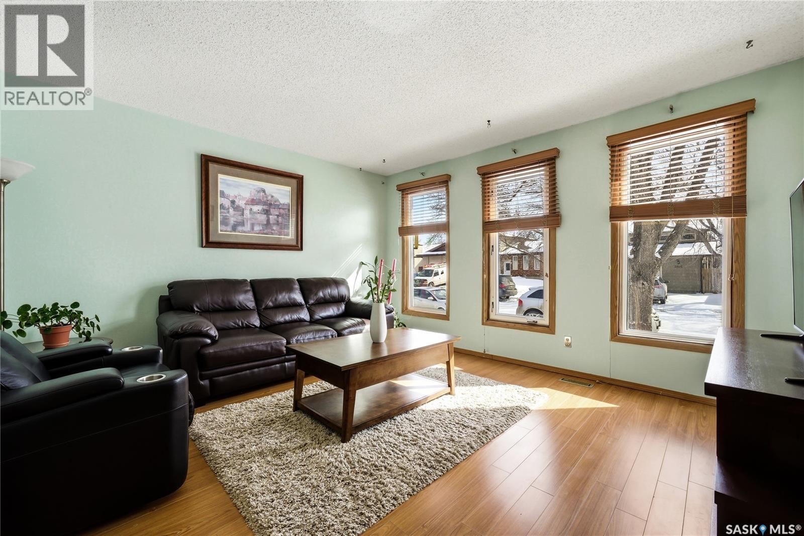 2815 Kutarna Crescent, Regina, Saskatchewan  S4V 0S9 - Photo 3 - SK032403