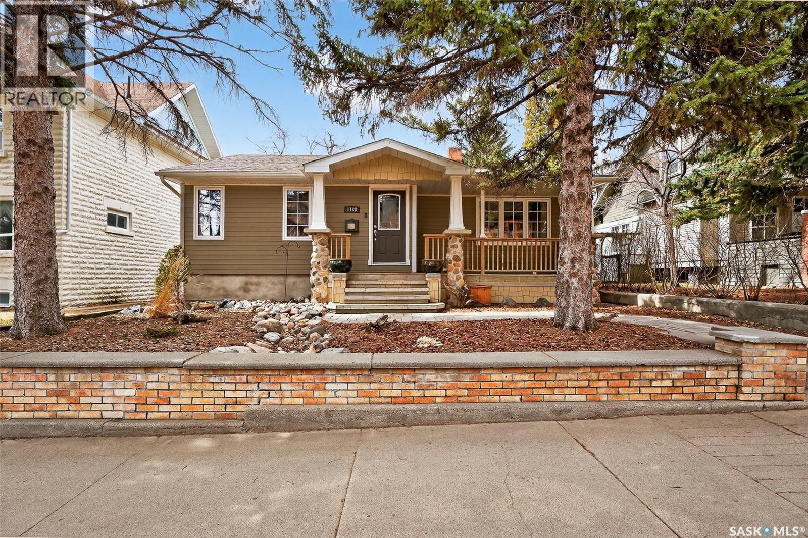 1108 Grafton AVENUE, Moose Jaw, Saskatchewan