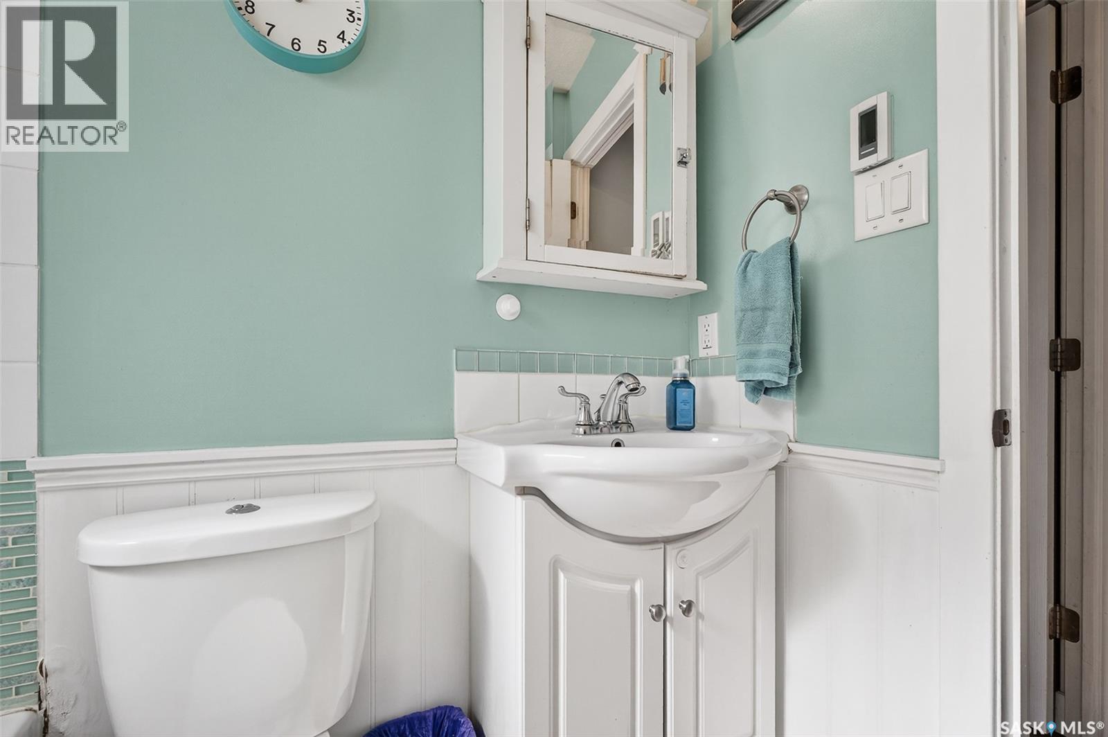 1108 Grafton Avenue, Moose Jaw, Saskatchewan  S6H 3S5 - Photo 24 - SK032389