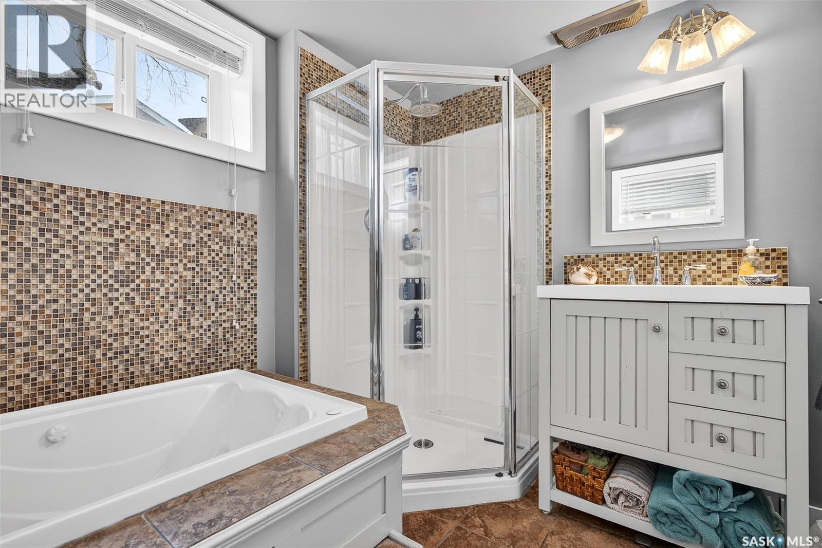 1108 Grafton Avenue, Moose Jaw, Saskatchewan  S6H 3S5 - Photo 36 - SK032389