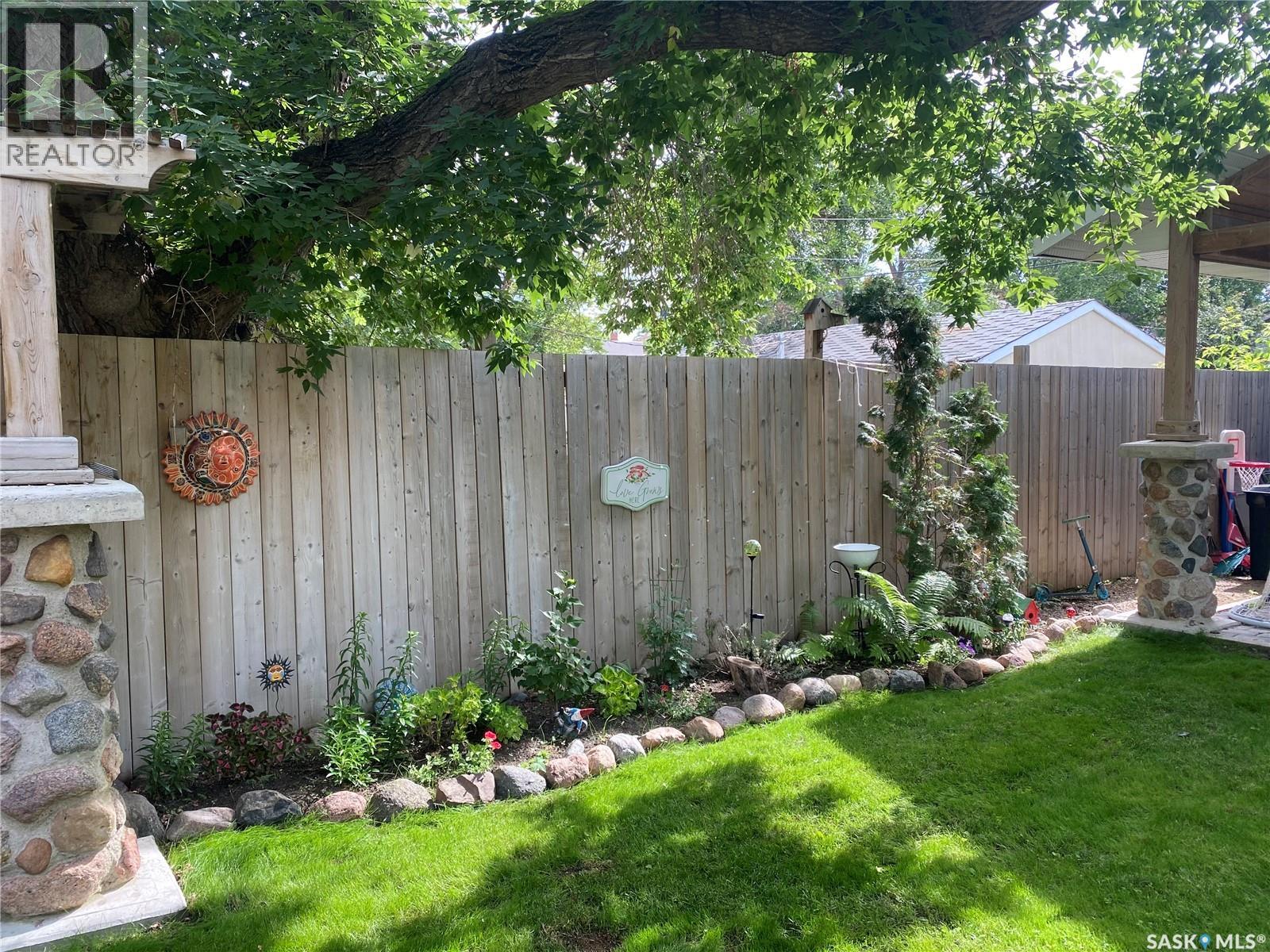 1108 Grafton Avenue, Moose Jaw, Saskatchewan  S6H 3S5 - Photo 46 - SK032389